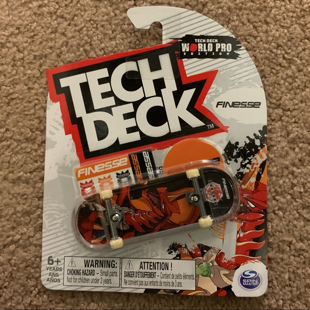 Tech Deck Fingerboard Skateboard World Pro Series Finesse Ultra Rare 96mm